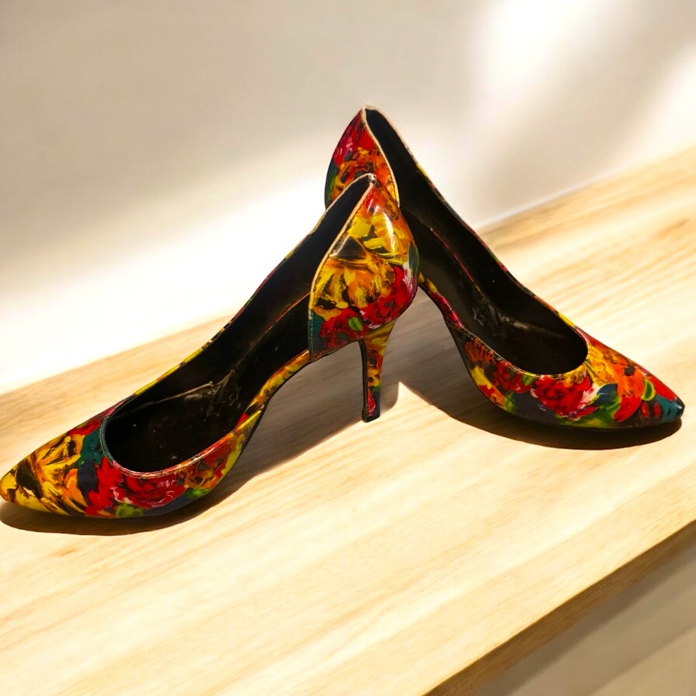 BRASH FLORAL PUMPS